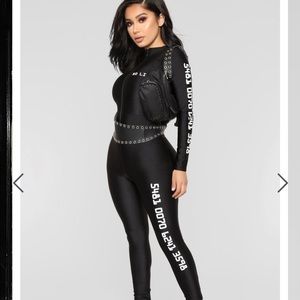 Platinum status black  jumpsuit Fashion nova sz S